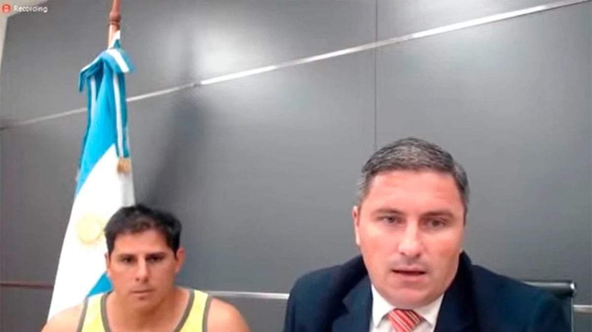 Seis meses de prisión preventiva para Parra. Fuente: (Facebook)