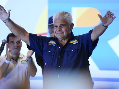 Mulino, hombre de confianza del expresidente condenado Ricardo Martinelli toma las riendas de Panamá