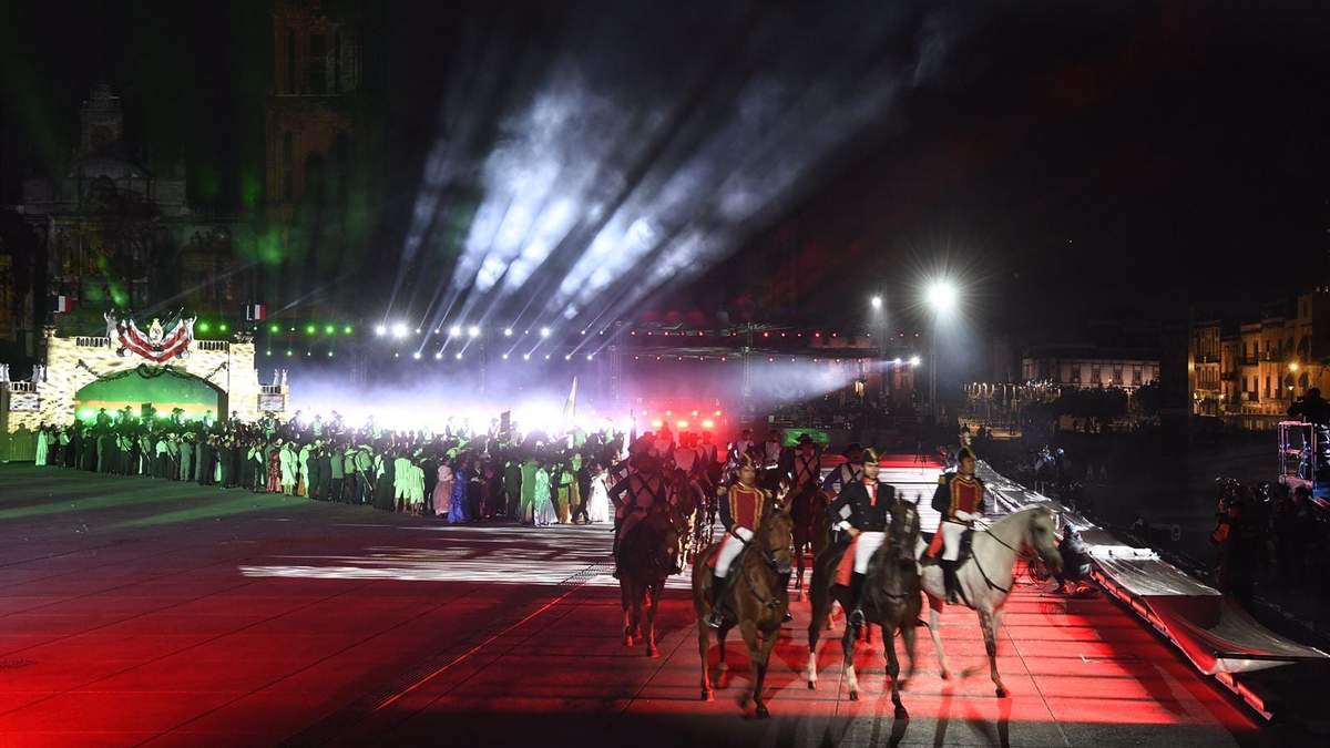 El acto conmemorativo en el Zócalo