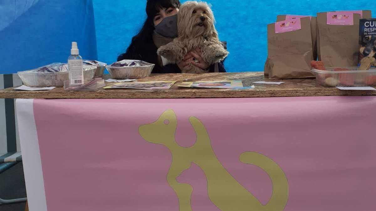 Además, Nicole suele recorrer ferias de Neuquén con su emprendimiento. Fuente (Instagram)