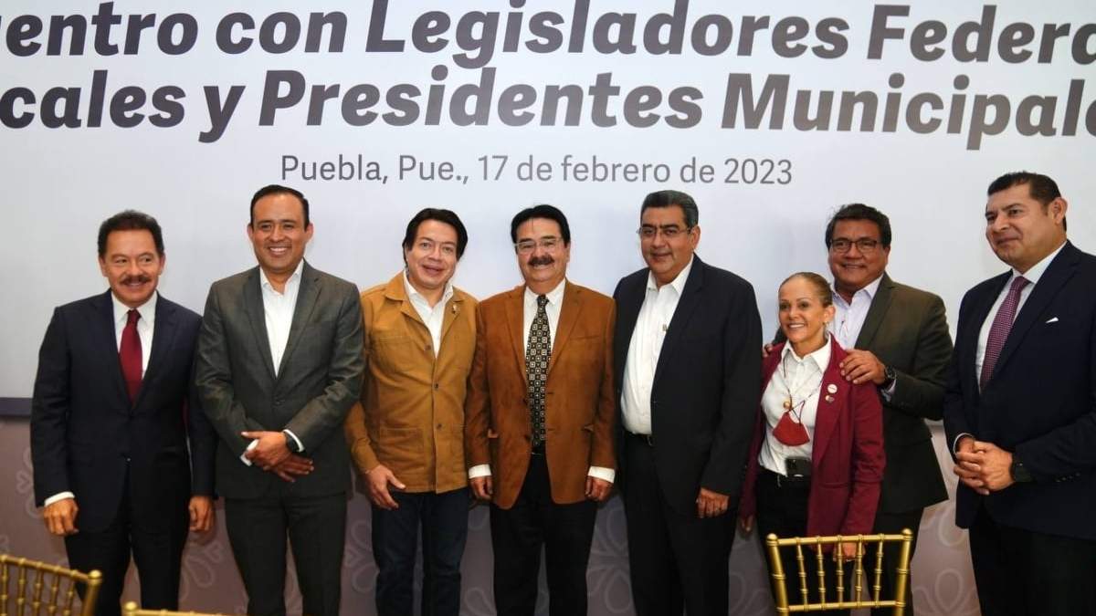 La reunión de dirigentes y legisladores de Morena