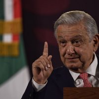 AMLO descarta que vaya a haber retroceso democrático como lo plantea el Episcopado Mexicano