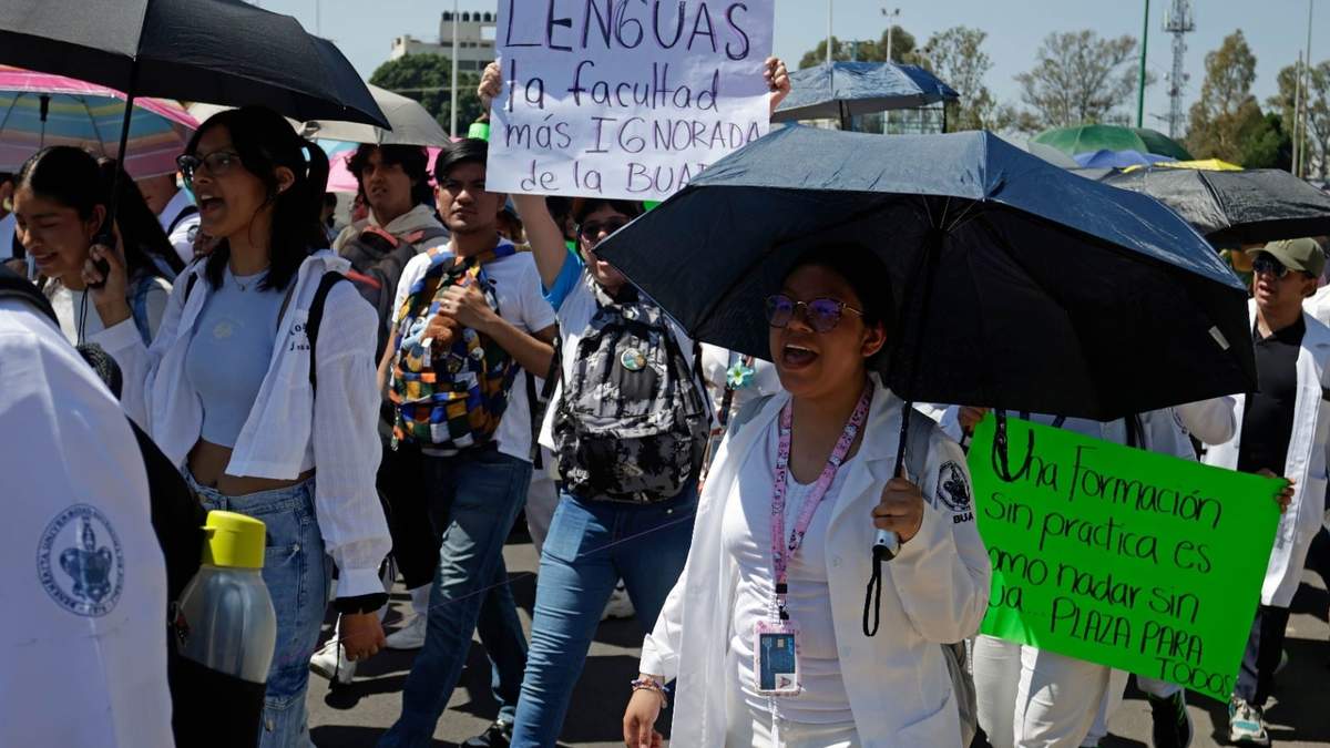Protesta de estudiantes de la BUAP