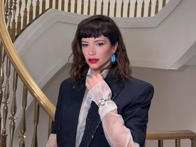 Griselda Siciliani y el abrigo que transforma cualquier look en una declaración de estilo