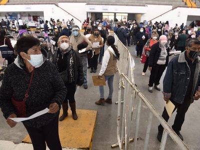 El Edomex intensifica aplicación de segunda dosis de la vacuna en personas de 50 a 59 años