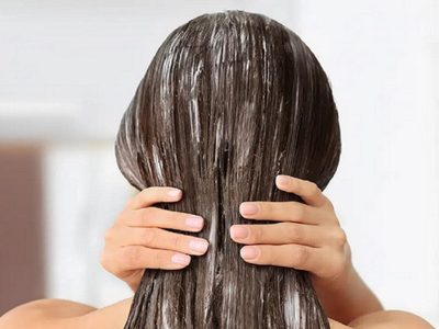 La mascarilla de azúcar viral que es ideal para nutrir y alisar tu cabello sin pasar por la peluquería