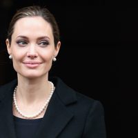 ¡Inédita! La foto de Angelina Jolie durante su boda que revelaba todos los problemas. ¡Mirá!