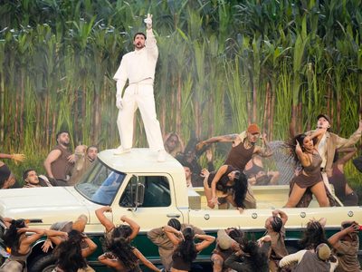 El simbolismo en el espectáculo de Bad Bunny de en el medio tiempo del Super Bowl