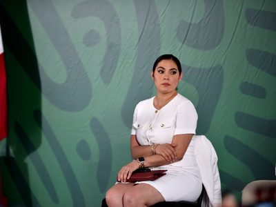 Gobernadora Indira Vizcaíno promueve central de abastos y se hace socia de empresas agropecuarias