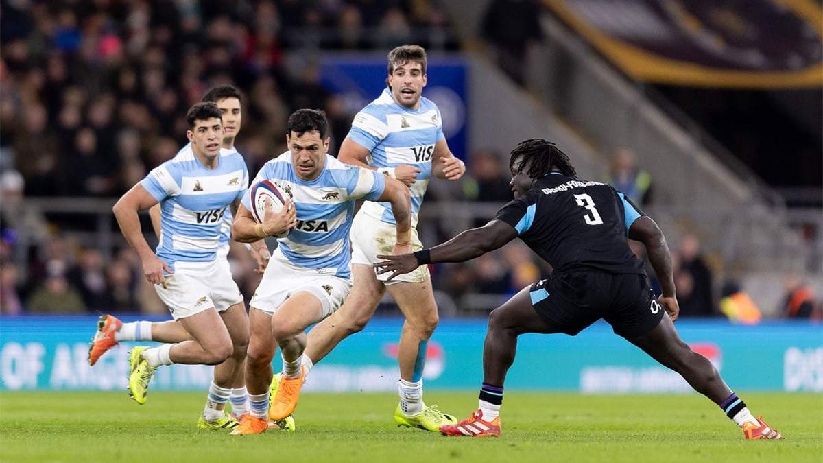 Buen partido de Los Pumas. Por poco ante Inglaterra