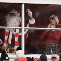 Taylor Swift llega al estadio de Kansas para ver jugar a Travis Kelce... y pierden los Chiefs