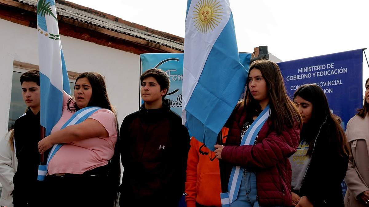 Se puso en marcha la escuela secundaria en Aguada San Roque. Fuente: (Facebook)