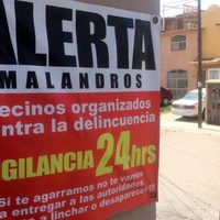 Cansados de los asaltos, vecinos en Tijuana compran "patrulla" para rondines de vigilancia