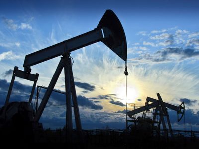 IAE Mosconi: en octubre la producción de petróleo bajó un 8,1% a diferencia del mismo mes del 2019