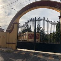 La Universidad de la Salud, bajo tutela castrense