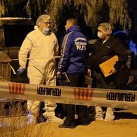 Investigan el crimen de un vecino de Centenario que fue hallado maniatado en su domicilio