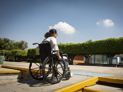 Las personas con discapacidad necesitan apoyo para la vida independiente