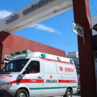 Preocupante: una ambulancia fue agredida a piedrazos en Neuquén Capital