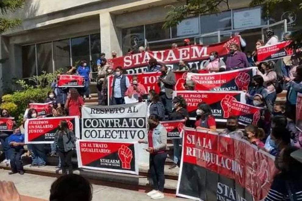 Trabajadores de la UAEM en huelga