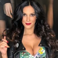 "¡Es de familia!" Silvina Escudero y su hermana exponen sus encantos ¡Son un fuego!