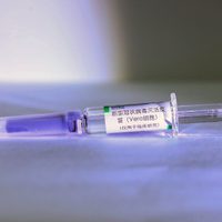 Farmacéutica china prueba con éxito una vacuna contra covid-19 en monos