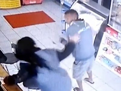 Mujer da golpiza a sujeto que la tocó sin su consentimiento en Brasil (Video)