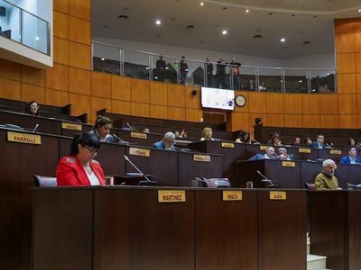 Un sector del peronismo y el Frente de Izquierda rechazan el Fondo de Estabilización de Presupuestos