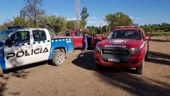 Búsqueda en el río Alumine Fuente: (Twitter)