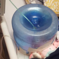 Improvisan 'casco de oxígeno” con un garrafón para salvar la vida de una recién nacida en Sonora