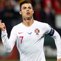 Sin entrenamientos en la Juve, Cristiano Ronaldo continúa ejercitándose en su hogar por coronavirus