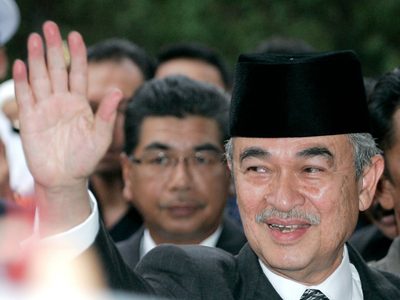 Muere a los 85 años Abdullah Ahmad Badawi, exlíder de Malasia que amplió libertades políticas