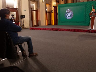 Así fue el "diálogo circular" entre AMLO y Julio Hernández en el Quien es quien en las mentiras