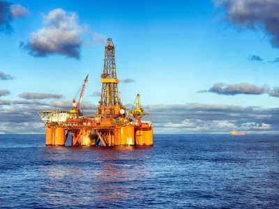 Las medidas internacionales estabilizan al petróleo