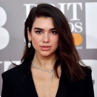 ¡Su copia exacta! Famoso Youtuber imita a Dua Lipa y sus fans no pueden distinguir cuál es la real