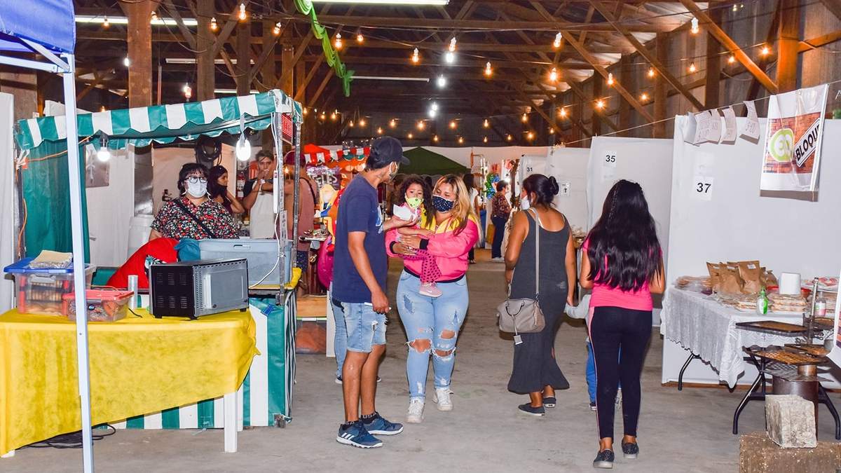 Zapala Emprende, en el Paseo La Estación. Fuente: (Twitter)