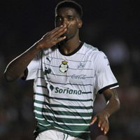 Santos vence a Cruz Azul y alcanza al América en el liderato