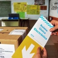 Qué trámites debo hacer para justificar la ausencia por no votar o para pagar la multa