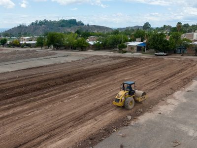 El proyecto para transferir terrenos de la ex Playa San Agustín al IPV obtuvo media sanción