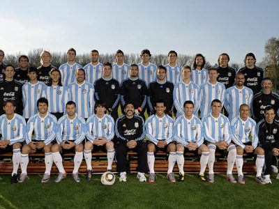 Su lado musical: el exjugador de Selección Argentina que sorprendió tocando la guitarra en la calle