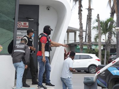 Arrecia ofensiva narcoterrorista en Ecuador y gobierno declara “conflicto armado interno”