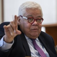Enrique Márquez da su versión sobre el cese de Jorge F. Hernández y el nombramiento de Brenda Lozano