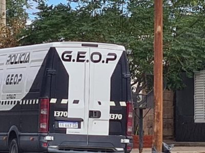 Por violencia en un allanamiento, suspendieron clases en un centro infantil de Plaza Huincul