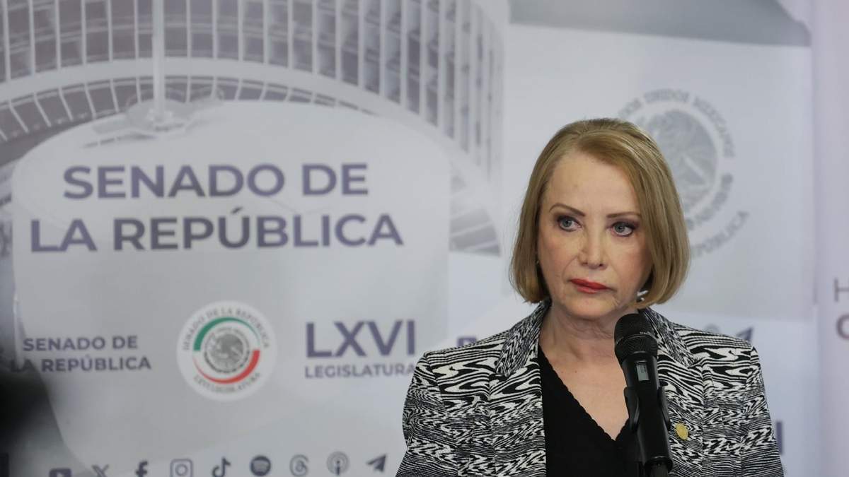 La presidenta del Senado, Sandra Itzel Castillo