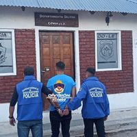 La Policía detuvo en Neuquén a un sujeto que estaba prófugo de la Justicia de Chubut