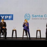 YPF inauguró junto a Alicia Kirchner una nueva línea de alta tensión en Santa Cruz