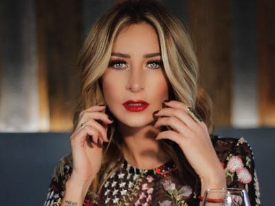 Geraldine Bazán pone locos sus fans con una foto en la playa ¿Sin nada? Comprobalo