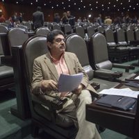 El diputado Manuel Espino sufrió derrame cerebral y está en terapia intensiva