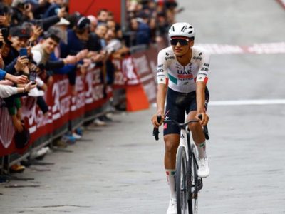Isaac del Toro se corona en la Tirreno-Adriático