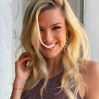 La moda le sienta bien: las increíbles mallas y microbikinis de Ailén Bechara