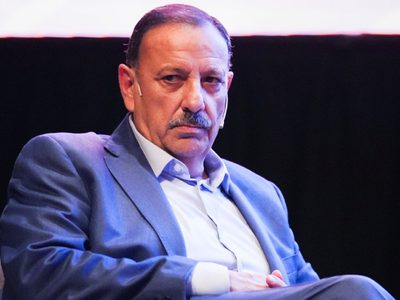 Ricardo Quintela le pidió a la Corte Suprema la “suspensión total de los efectos” del DNU
